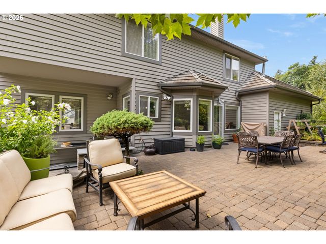 1300 Nw MAYFIELD Rd, Portland, OR 97229