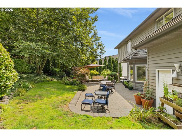 1300 Nw MAYFIELD Rd, Portland, OR 97229