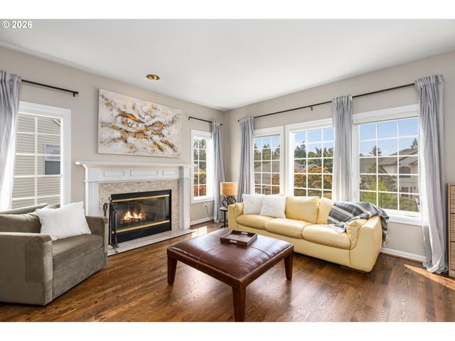 1300 Nw MAYFIELD Rd, Portland, OR 97229