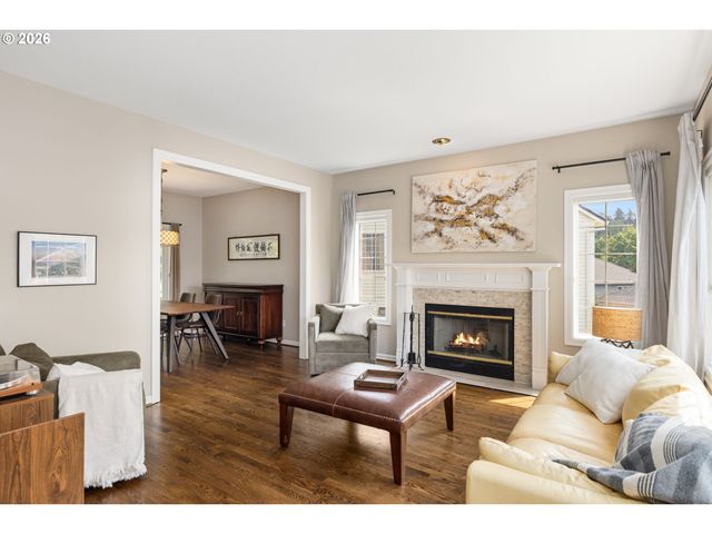 1300 Nw MAYFIELD Rd, Portland, OR 97229