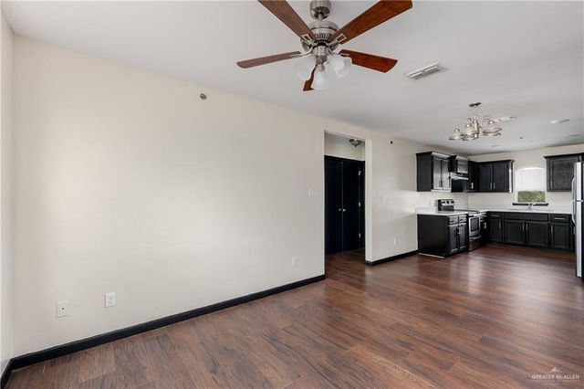 1403 W Kiwi Avenue, Pharr, TX 78577