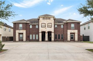 1403 W Kiwi Avenue, Pharr, TX 78577
