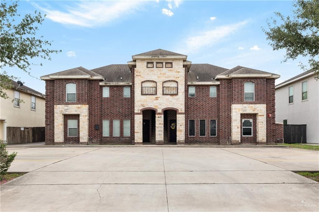 1403 W Kiwi Avenue, Pharr, TX 78577