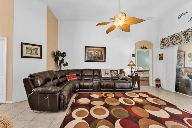 1725 PICCADILLY CIRCLE, Punta Gorda, FL 33980