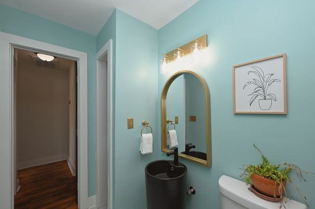 1725 Buchanan Ct, Nashville, TN 37208