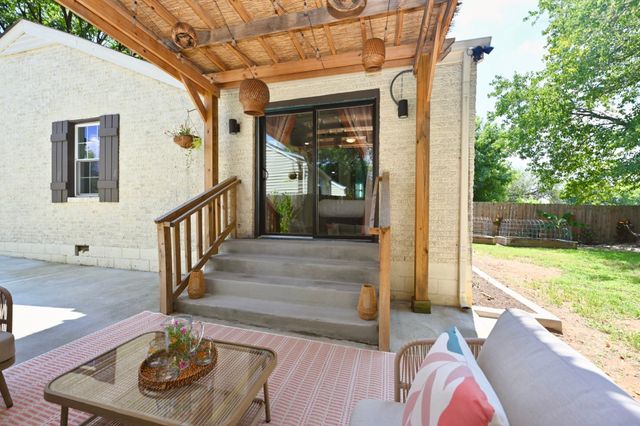 1725 Buchanan Ct, Nashville, TN 37208