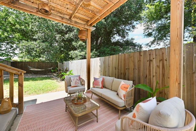 1725 Buchanan Ct, Nashville, TN 37208