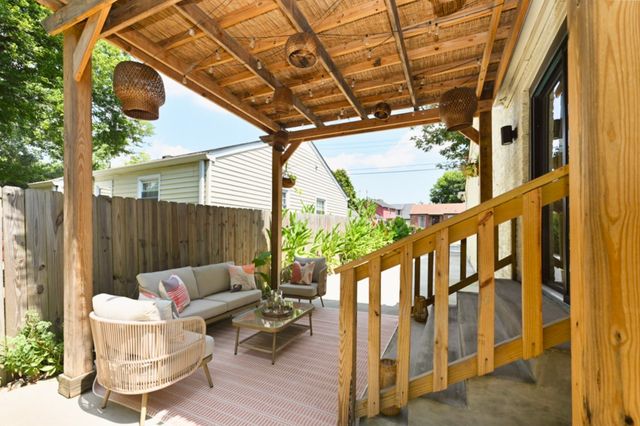 1725 Buchanan Ct, Nashville, TN 37208
