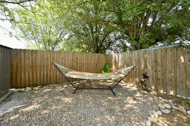 1725 Buchanan Ct, Nashville, TN 37208