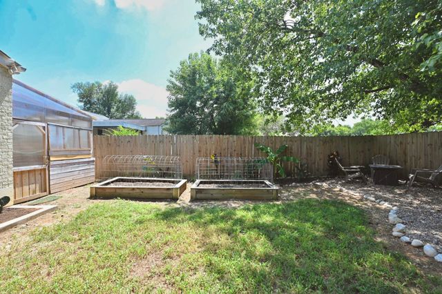1725 Buchanan Ct, Nashville, TN 37208