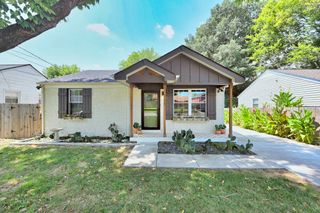 1725 Buchanan Ct, Nashville, TN 37208