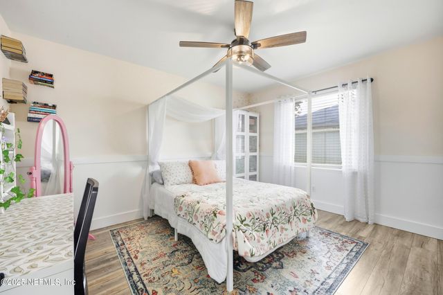 10240 HUNTINGTON FOREST Boulevard E, Jacksonville, FL 32257