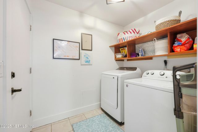 10240 HUNTINGTON FOREST Boulevard E, Jacksonville, FL 32257