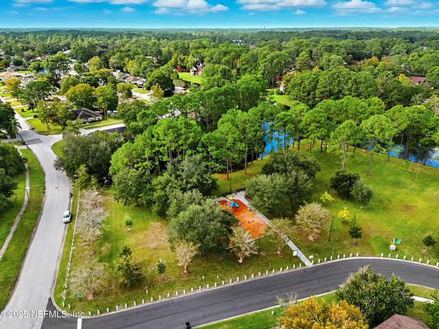 10240 HUNTINGTON FOREST Boulevard E, Jacksonville, FL 32257