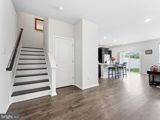 13 ROBERTA WAY, Medford, NJ 08055