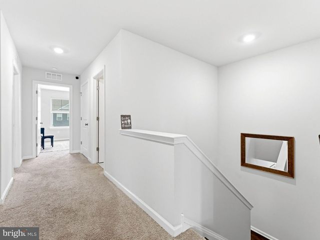 13 ROBERTA WAY, Medford, NJ 08055