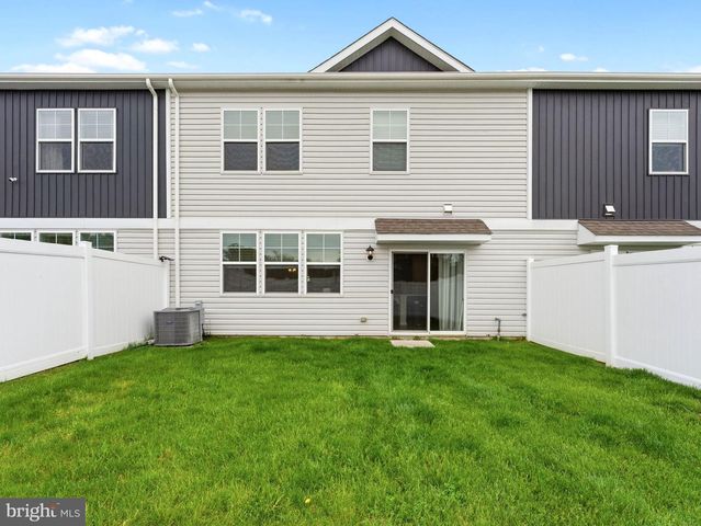 13 ROBERTA WAY, Medford, NJ 08055