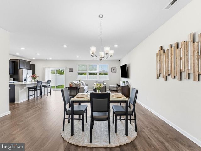 13 ROBERTA WAY, Medford, NJ 08055