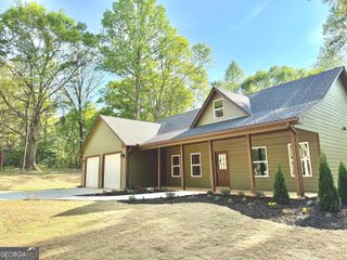 921 Silver Dollar Road, Maysville, GA 30558