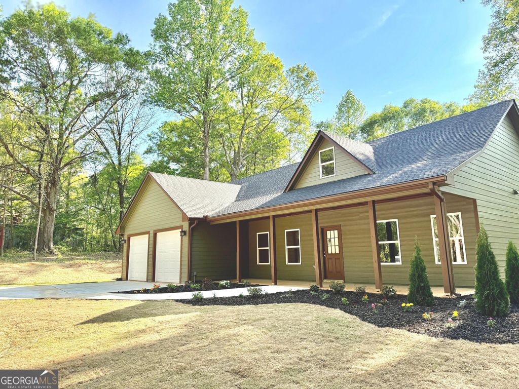 921 Silver Dollar Road, Maysville, GA 30558