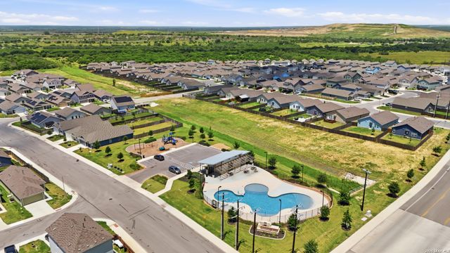 6947 Celestial Cv, San Antonio, TX 78252