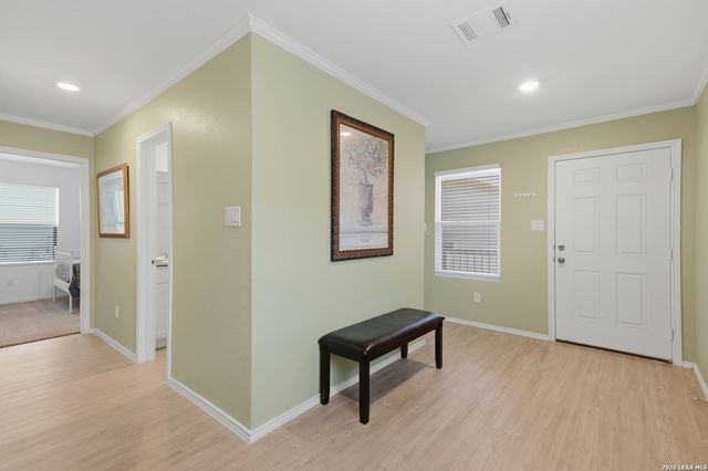6947 Celestial Cv, San Antonio, TX 78252