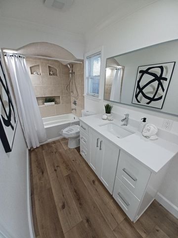 1520 Schenone Ct 15, Concord, CA 94521