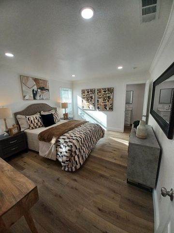 1520 Schenone Ct 15, Concord, CA 94521