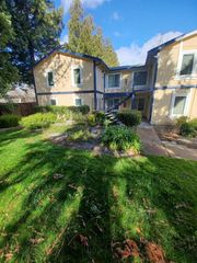 1520 Schenone Ct 15, Concord, CA 94521