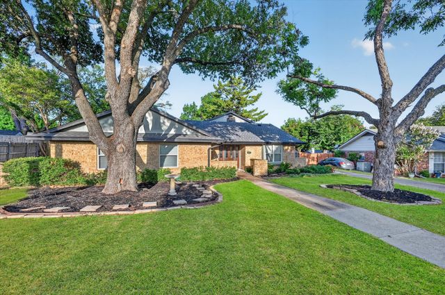 1902 Alamo Drive, Arlington, TX 76012