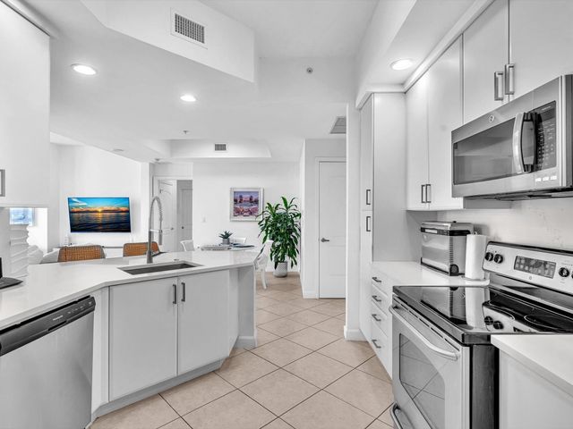 801 S Olive Avenue 1521, West Palm Beach, FL 33401