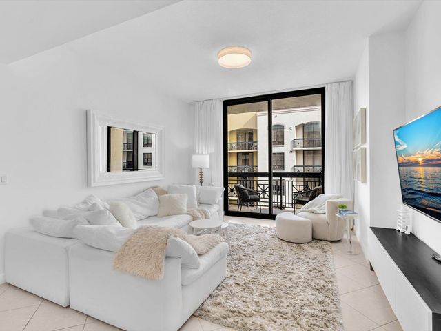 801 S Olive Avenue 1521, West Palm Beach, FL 33401