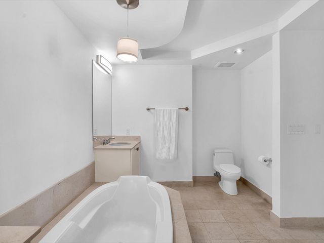 801 S Olive Avenue 1521, West Palm Beach, FL 33401