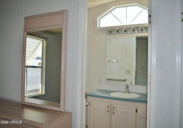 450 W Sunwest Drive 219, Casa Grande, AZ 85122