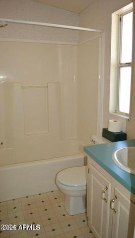 450 W Sunwest Drive 219, Casa Grande, AZ 85122