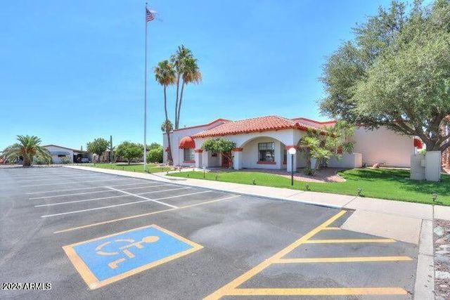 450 W Sunwest Drive 219, Casa Grande, AZ 85122