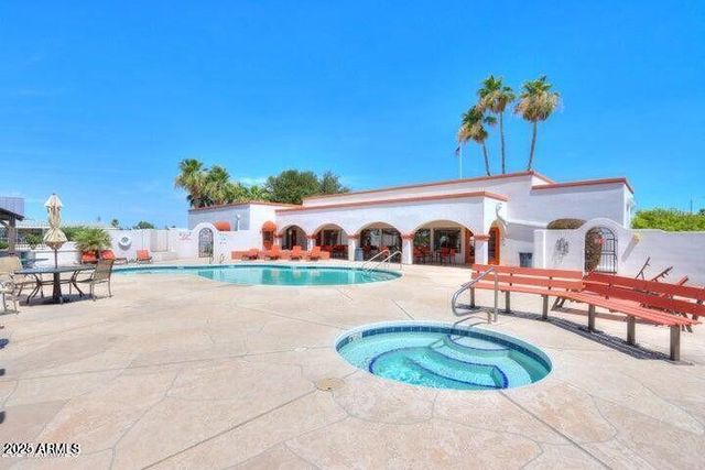 450 W Sunwest Drive 219, Casa Grande, AZ 85122