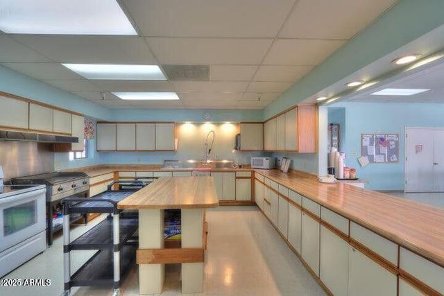 450 W Sunwest Drive 219, Casa Grande, AZ 85122