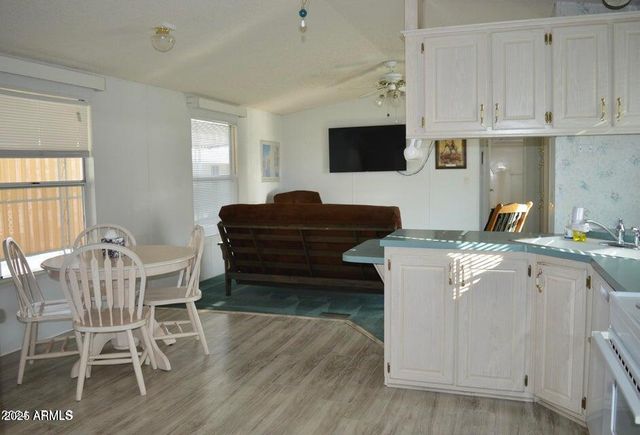 450 W Sunwest Drive 219, Casa Grande, AZ 85122