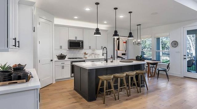 9417 Boathouse DR, Austin, TX 78744