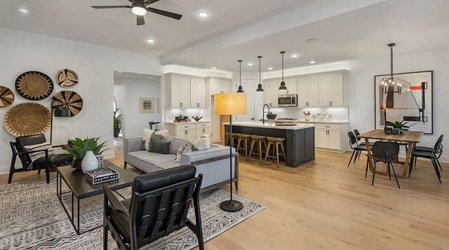 9417 Boathouse DR, Austin, TX 78744