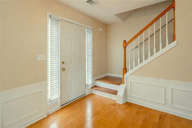 660 Glenbarrett Court NE, Marietta, GA 30066