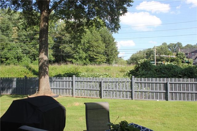 660 Glenbarrett Court NE, Marietta, GA 30066