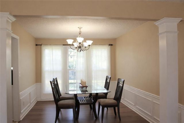 660 Glenbarrett Court NE, Marietta, GA 30066