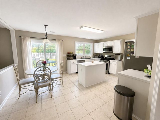 660 Glenbarrett Court NE, Marietta, GA 30066