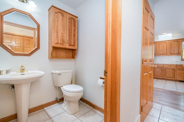 1101 E Beaver Road, Kawkawlin, MI 48631