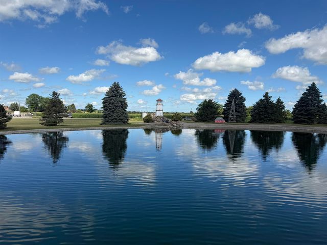 1101 E Beaver Road, Kawkawlin, MI 48631