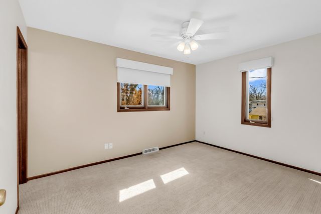 2705 Larch Lane N, Plymouth, MN 55441