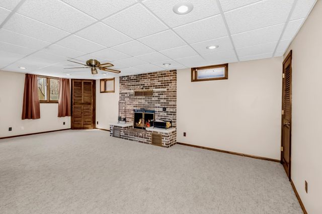 2705 Larch Lane N, Plymouth, MN 55441