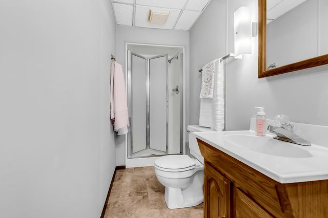 2705 Larch Lane N, Plymouth, MN 55441